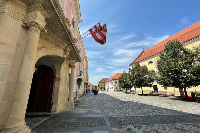 Varazdin Baroque Town & Trakoscan Castle, Small Group From Zagreb - Frequently Asked Questions