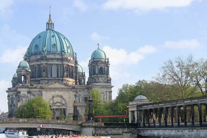 Big Bus Berlin Hop-On-Hop-Off Tour With River Cruise - Free Inclusions