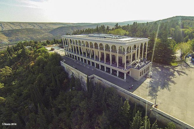 Dinner in Funicular Restaurant Complex at Mtatsminda Park From Tbilisi - Reviews Summary
