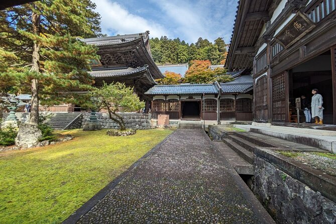 Full Day Tour Eiheiji Buddhist Temple and Fukui City Castle Town - Meeting Point Information