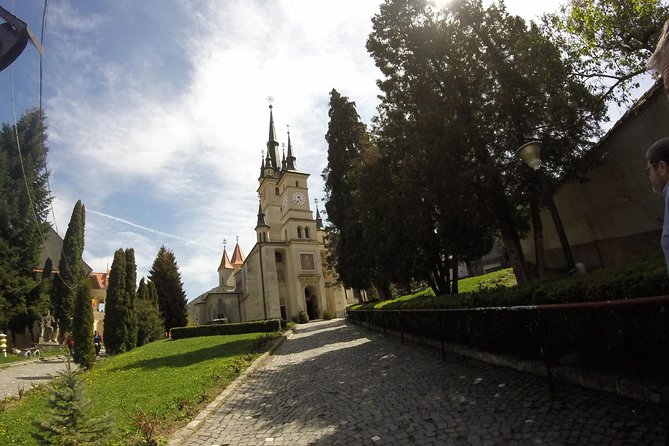 Guided Tour in Spanish to the Medieval Center of Brasov (Native Spanish Guide). - Cancellation Policy