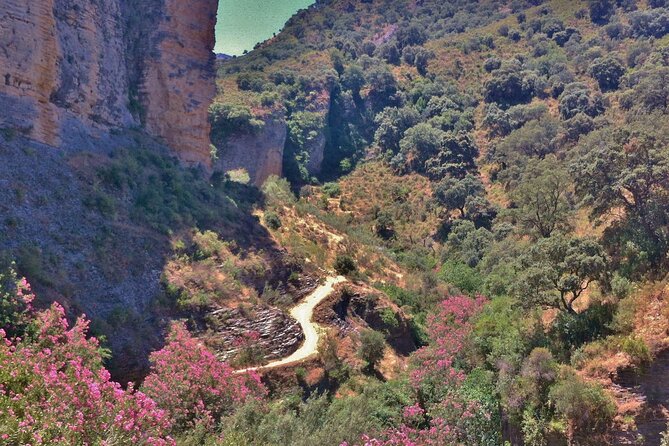 Hiking - Tajo Del Abanico - 7km Moderate - Safety Precautions