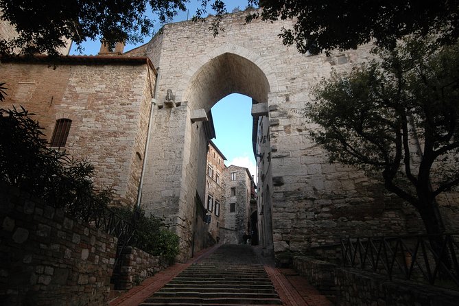 Perugia Private Walking Tour With Licensed Guide - Directions