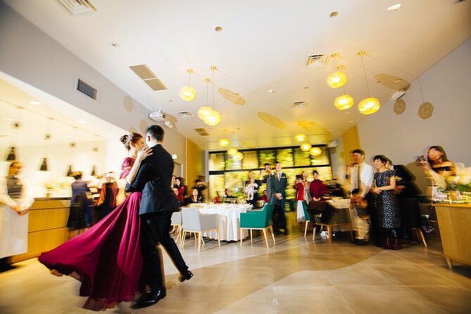 Private 3 Hour Wedding Reception Photography With Lunch in Tokyo - The Sum Up