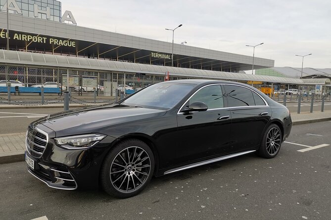 Private Transfer From Prague Airport to Prague City Hotels 1 - 3 Pax - Customer Reviews