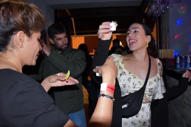 Pub Crawl Palermo - Discovering Palermos Historic Bars