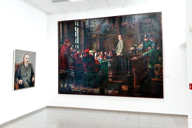 Self-guided Tour in the Museum of Socialist Art - Frequently Asked Questions