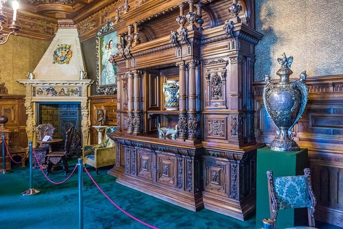 Small-Group Day Trip to Draculas Castle, Brasov and Peles Castle From Bucharest - Highlights