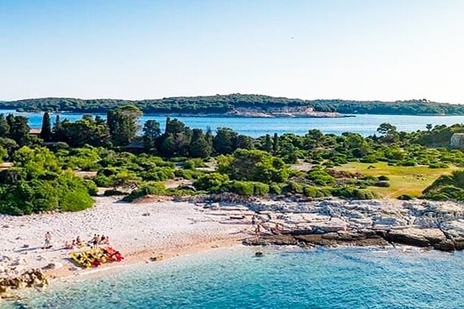 Stop on Island & National Park Day Cruise With Lunch Drinks - Travel Restrictions & Maximum Capacity