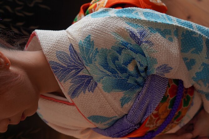 Traditional Elegance: Private Kimono Experience in Luxurious Silk - Inclusions and Additional Information