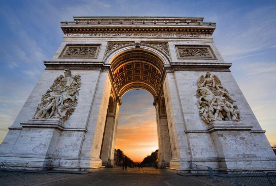 6 Hours Paris Evening Tour With Montparnasse & Paradis Latin - Detailed Itinerary and Inclusions