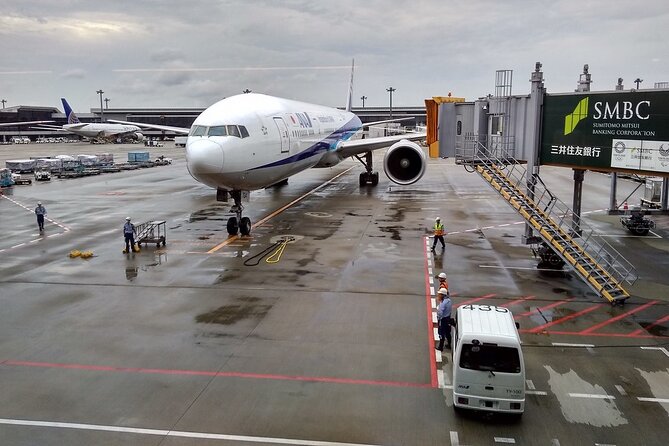 Airport Transfer Between Narita and Mount Fuji or Hakone Onsen - The Sum Up