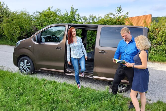 Bratislava City and Castle Private Tour With Minivan - Meeting and Pickup Information
