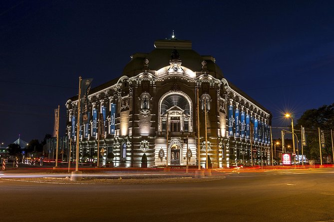 Discover Belgrades Nightlife With a Local - Maximum Travelers and Operator