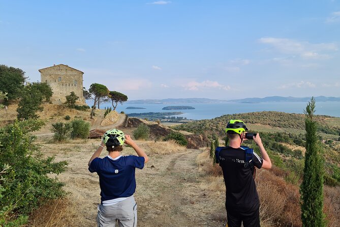 Easy Guided Ebike Tour With Photographer at Lake Trasimeno - Tour Overview