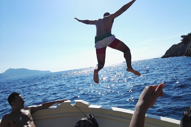 Fishing and Tourism in Capri - The Sum Up