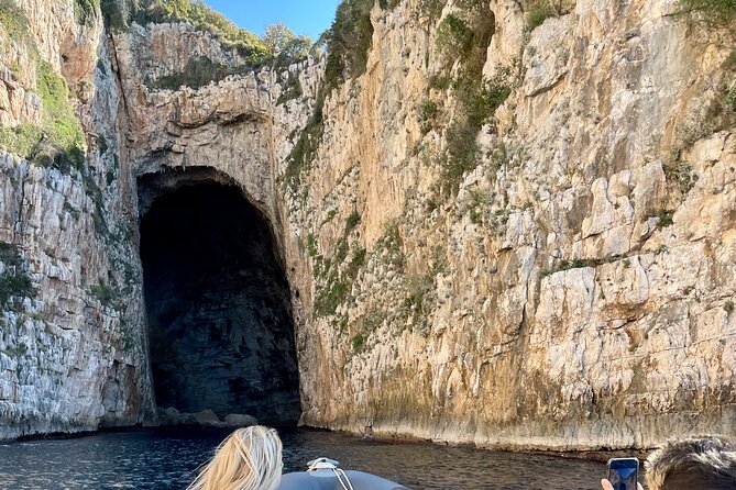 Private Speedboat For The Grand Tour Of National Park & Grama Bay - The Sum Up
