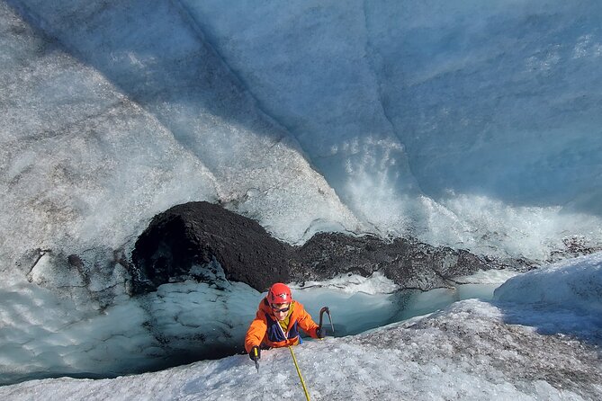 Small-Group Ice Climbing and Glacier Hiking in Solheimajokull - Ice Climbing Experience