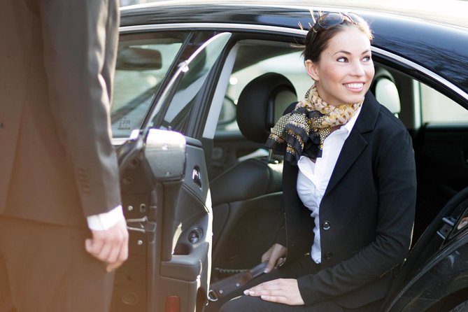 Tbilisi Airport Arrival Private Transfer To Accommodation & Hotel - Service Details