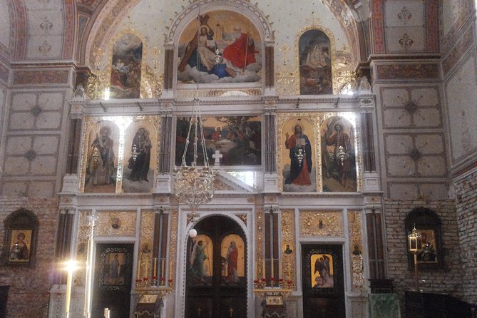 Tour of the MONASTERIES at FrušKa Gora NP and Sremski Karlovci With Wine Tasting - Natural Landscapes
