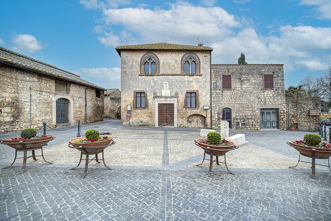 Visit the Etruscan Underground Heritage Site of Tarquinia - Tour Highlights