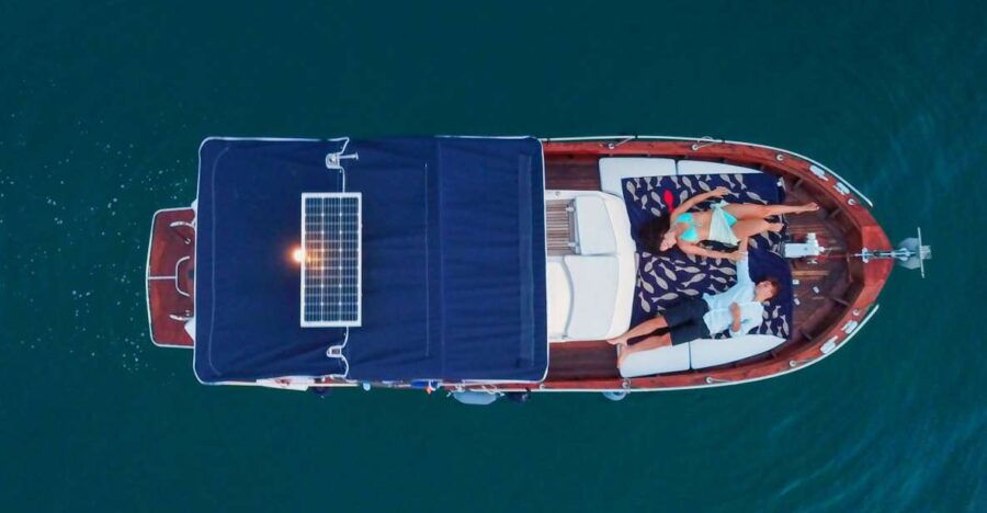 6h in the Gulf of Poets With Tasting of Local Food and Wine - Duration and Languages
