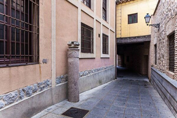 🥇All in One. Legends, Undergrounds and History of Toledo - Churches