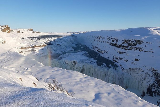 Glaciers and Aurora: Around Iceland in Winter - Accommodation & Meals