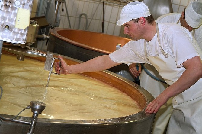 Gruyères Tour From Geneva With Train, Chocolate and Cheese - Tour Itinerary Highlights