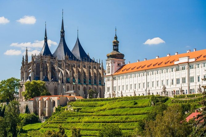 Prague to UNESCO Kutna Hora and Ossuary Guided Tour With Transfer - What To Expect