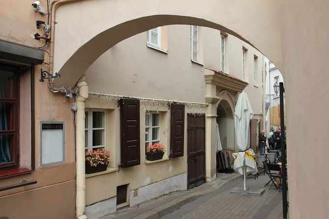 Regular Walking Tour of Jewish Vilnius - Additional Details