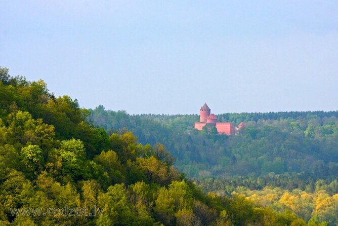 Tallinn to Riga - Sightseeing Transfer - The Sum Up