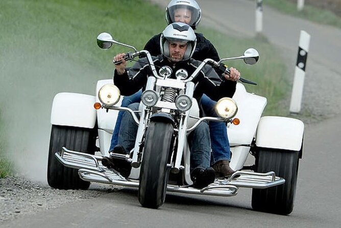 8-H Trike or Ryker Rental on Garda Lake (1 Driver + up to 2 Pax)