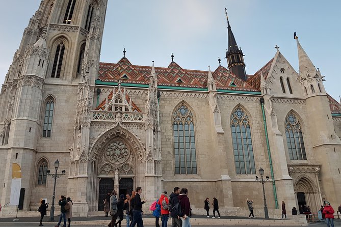 Budapest Walking Tour With Your Private Guide: 10+ Highlights - Meeting Point and Itinerary