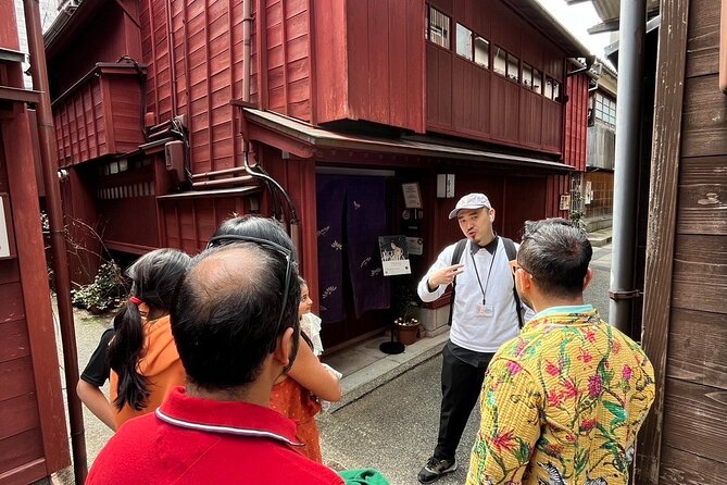 E-Bike Cycling With Guided Tour of KANAZAWA Main & Ninja Temple - Cancellation Policy