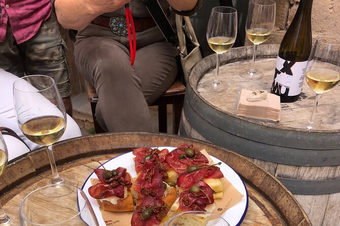 Wine Tasting and Tapas in Bars in Javea Old Town With Lunch - Wine Tasting Experience