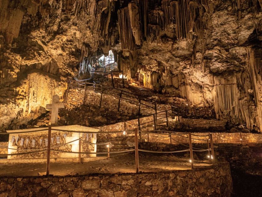 A Time Travel to the Past - Tour Highlights