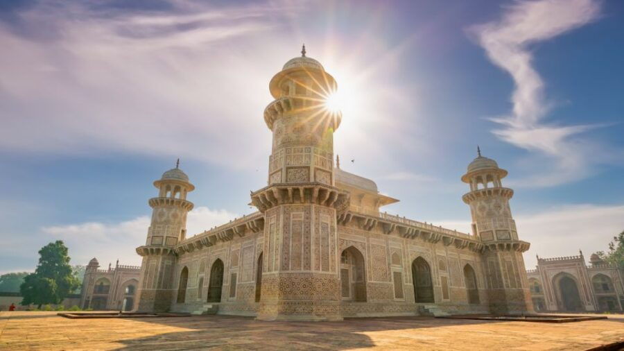 Agra: Full Day Agra Taj Mahal and Agra Fort Guided Tour