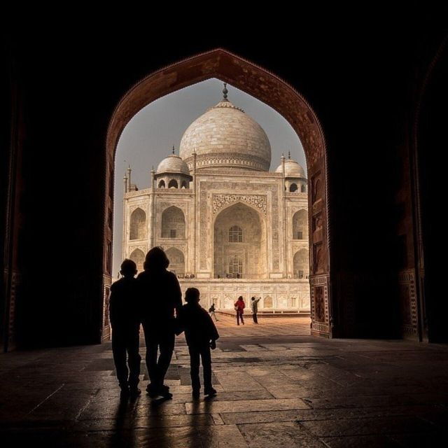 Agra: Tuk Tuk Taj Mahal & City Center Tour