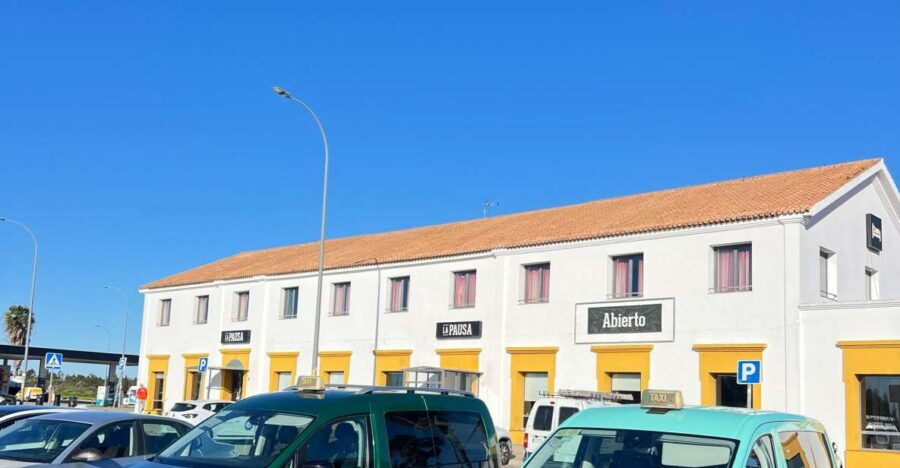 Airport Transfer From Monte Gordo to Seville - Service Details and Pricing