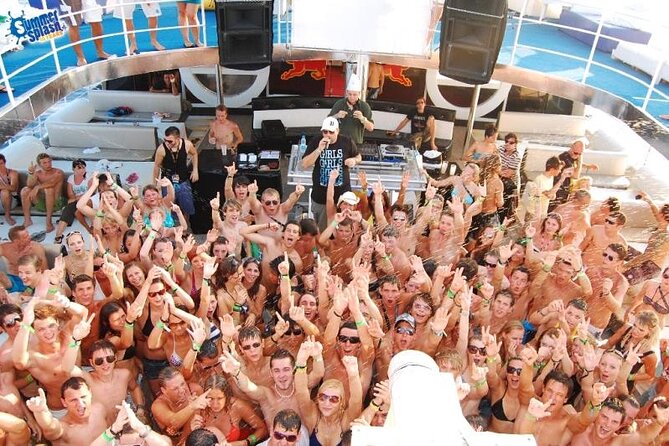 Alanya Starcraft Yacht Tour With Lunch, Soft Drinks & Transfer