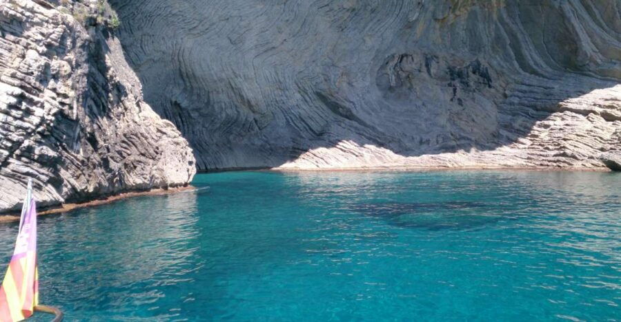 Alcudia: Sunset Boat Trip With Drinks, SUP & Snorkel