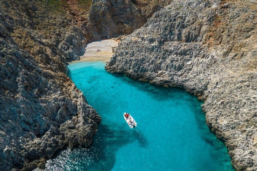 All Day Boat Cruise Akrotiri 9,5 Hours for 8 Persons