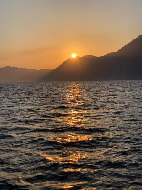 Amalfi: Private Sunset Cruise of the Amalfi Coast