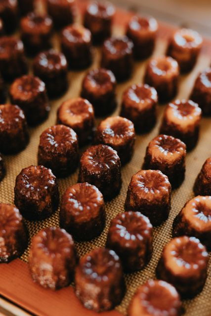 Aperitif Guided Cruise "Wine and Canelé" - Cruise Details