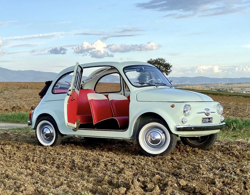 Arezzo and Province: Drive Vintage Vehicle With Audio Guide