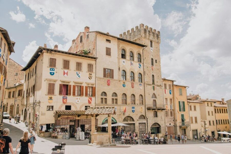 Arezzo: Guided Walking Tour With Basilica of San Francesco - Highlights