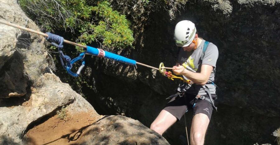 Arrábida: Guided Caving Experience + Rapel