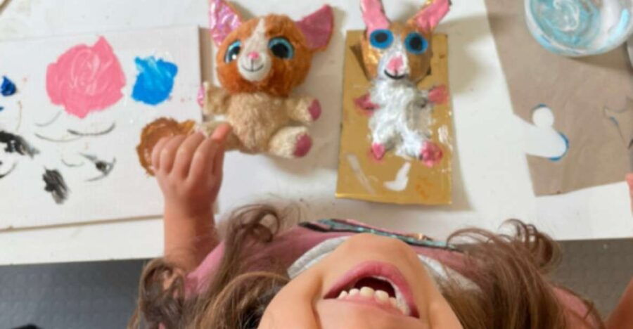 ARTISTIC WORKSHOP FOR CHILDREN
