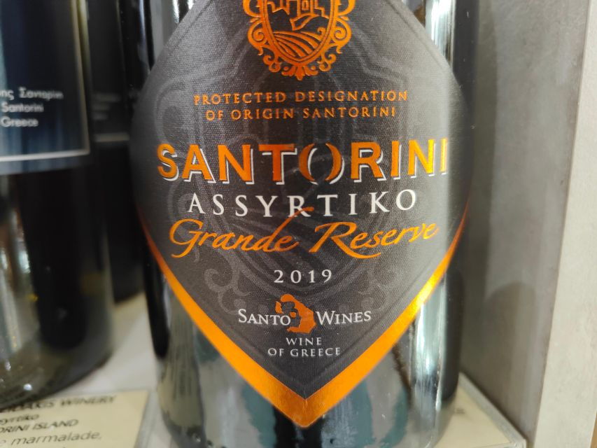 Athens: Santorini Wine Tasting at Brettos Bar in Plaka